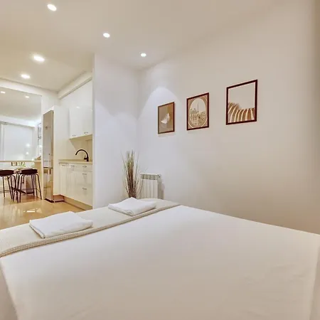 Apartamento Alma De Navarreria By Clabao Pamplona Exterior photo